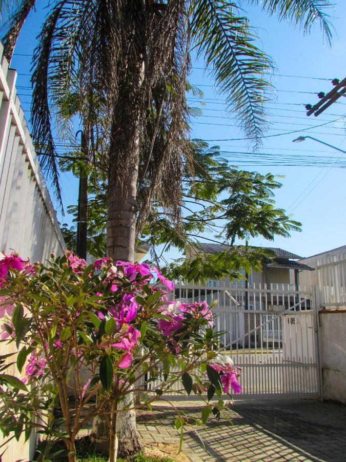Piçarras Casa Inteira,Total Privacidade Em Area Nobre, 2 Quadra Do Marヴィラ エクステリア 写真